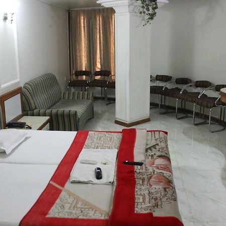 Hotel Unnati Amhedabad Dış mekan fotoğraf