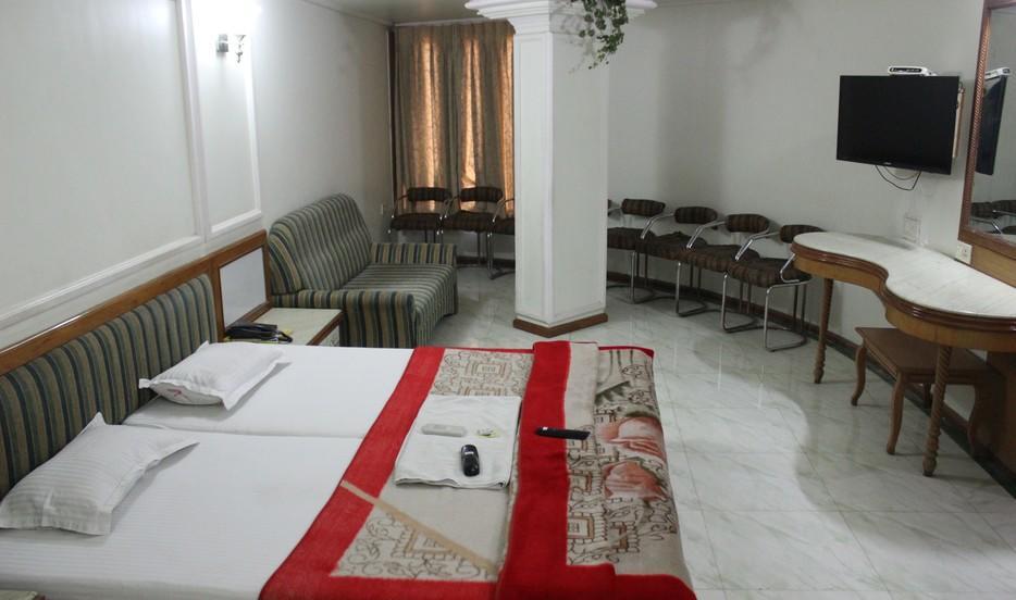 Hotel Unnati Amhedabad Dış mekan fotoğraf